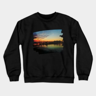 Beautiful photography of ocean and sunset sky landscape USA nature lovers Crewneck Sweatshirt